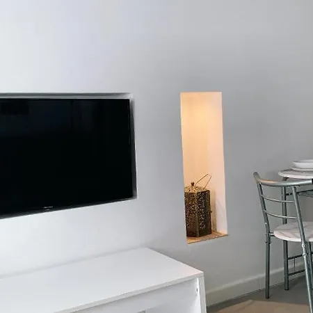 Estudio 10 Apartment *